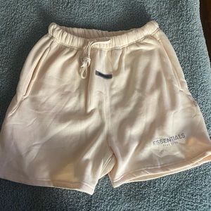 ESSENTIALS - Fear of God Cream Shorts